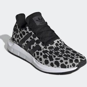 Adidas swift run cheetah size 8